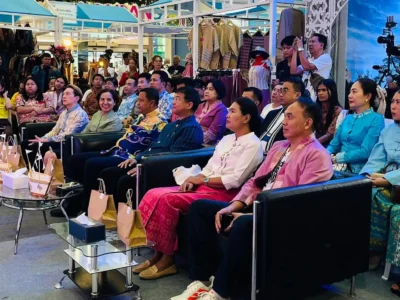 Wednesday, October 22, 2025 Mr. Phonthep Ruairin, Phuket Chamber of Commerce Director Attended the opening ceremony of _Lampang Roadshow to Andaman_ (13)