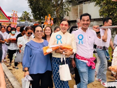 Sunday, November 2, 2025, Mr. Kongsak Khuphongsakorn, President of the Phuket Chamber of Commerce Participated in the 2025 Kathin 1