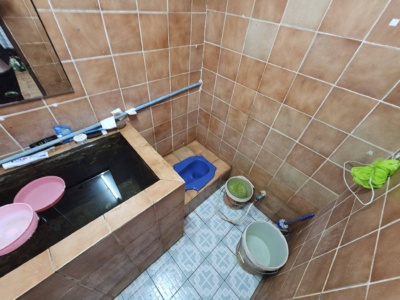 Visited the Saphan Hin village community area In Phuket Municipality To inspect and improve the bathroom Ready to change sanitary ware for the elderly7